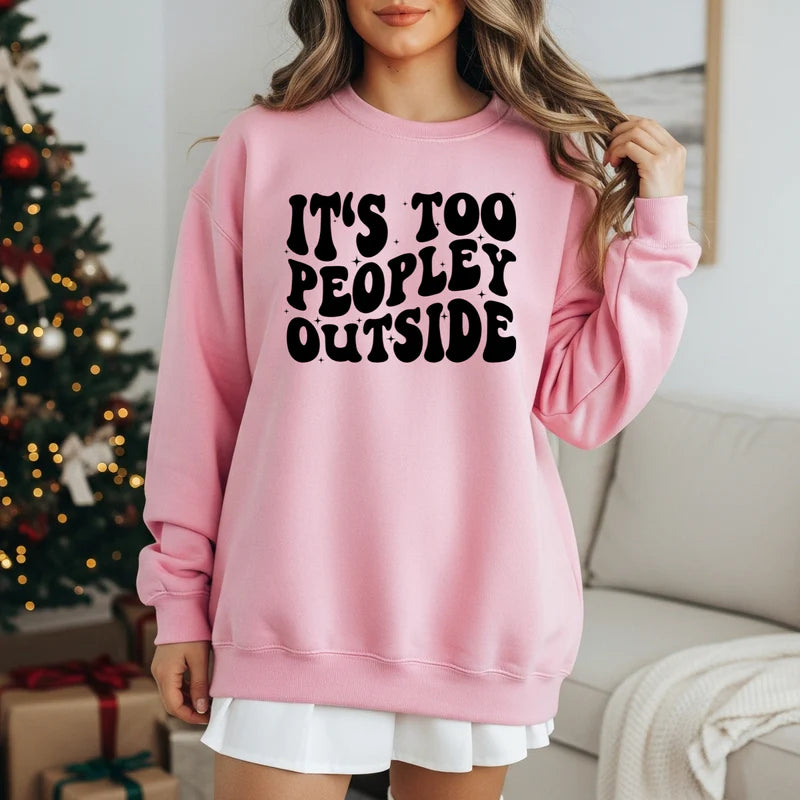 TOO PEOPLEY OUTSIDE