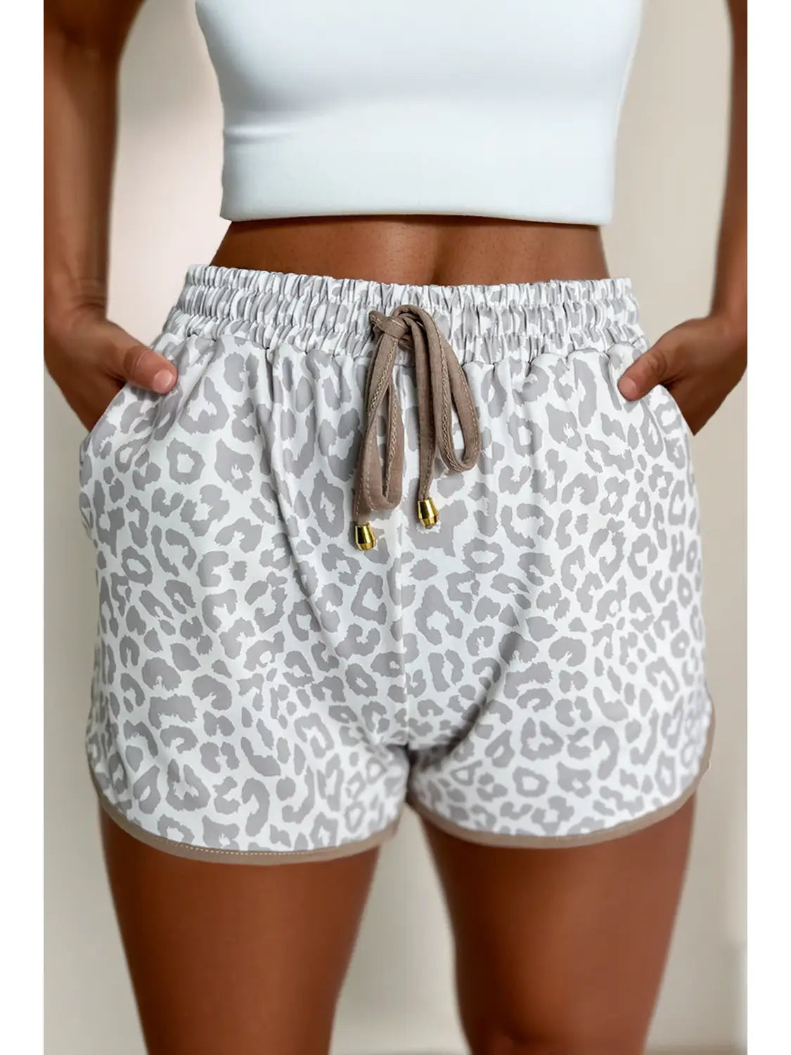 LEOPARD ELASTIC WAIST SHORTS