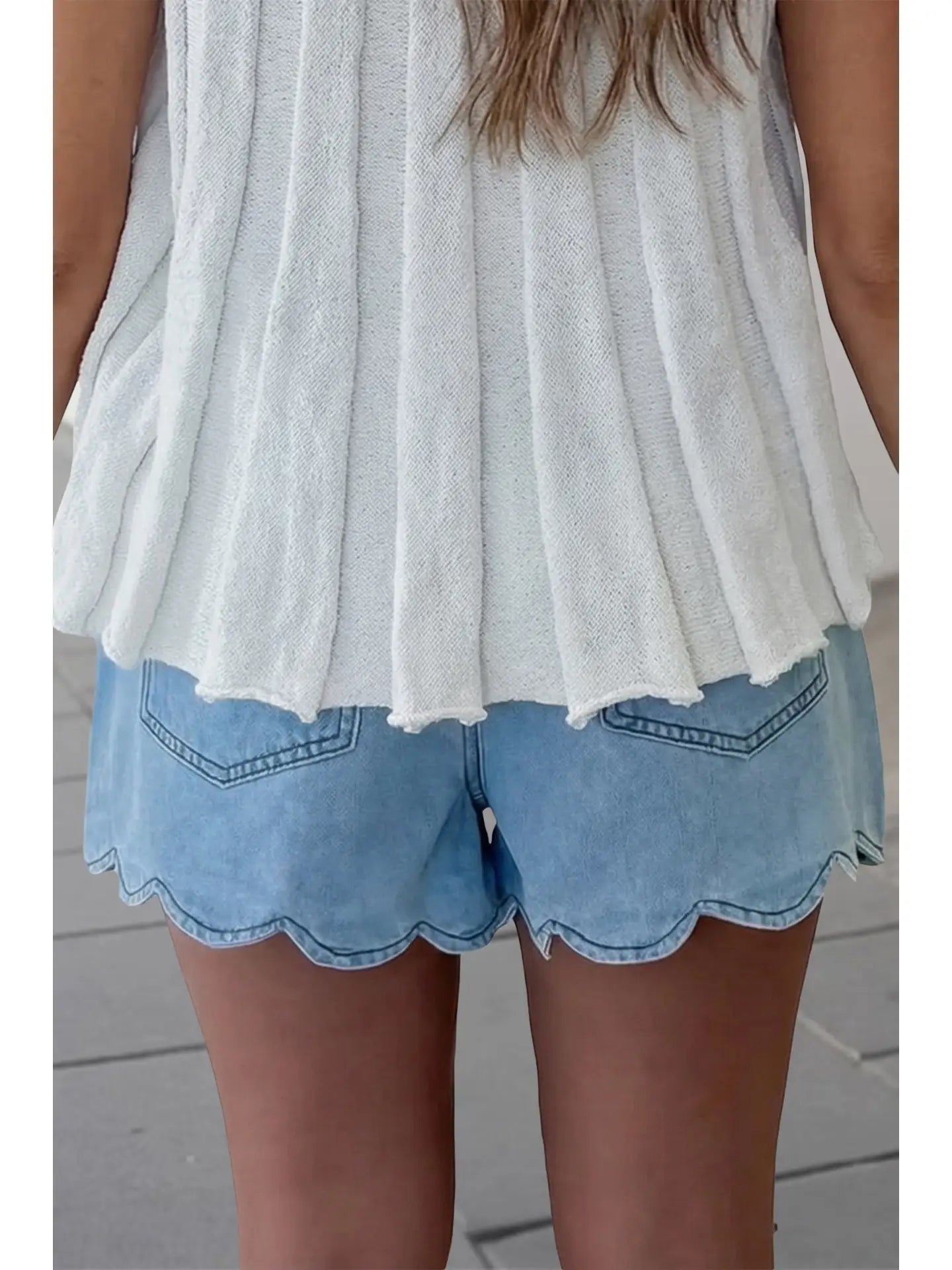 SCALLOPED TRIM DENIM SHORTS