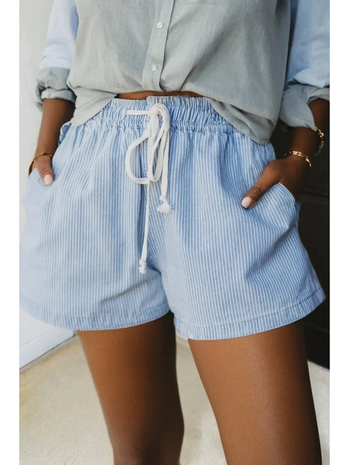 STRIPED DRAW STRING ELASTIC WAIST SHORTS
